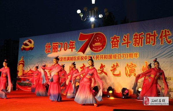 逃离啦啦队员的家